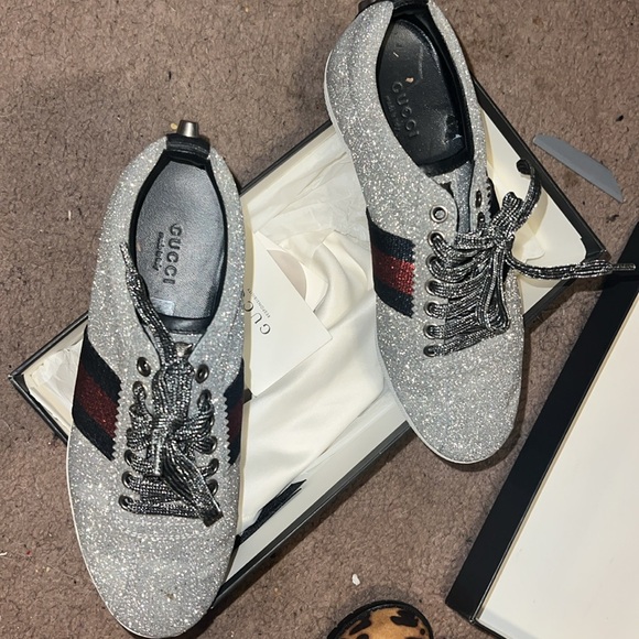 Gucci Sneakers - Picture 4 of 8